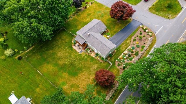 83 Hardy Dr, Leominster, MA 01453