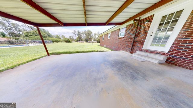 111 Patti Lane, Swainsboro, GA 30401