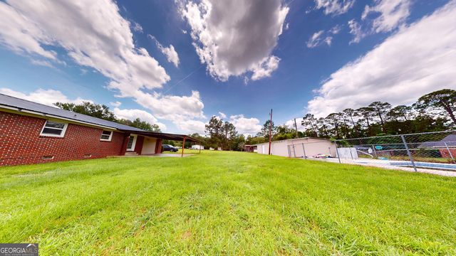 111 Patti Lane, Swainsboro, GA 30401