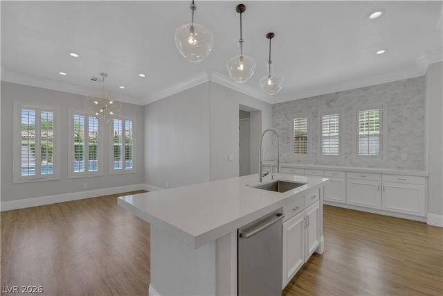 1629 Saintsbury Drive, Las Vegas, NV 89144