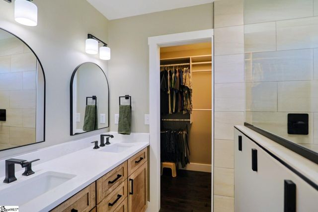 126 Ward Oak Court, Greer, SC 29651