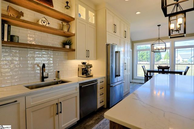 126 Ward Oak Court, Greer, SC 29651