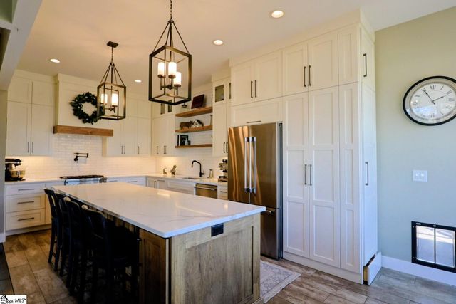 126 Ward Oak Court, Greer, SC 29651