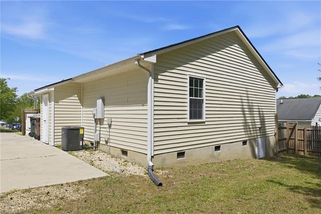 700 Sharing Terrace, Greensboro, NC 27405