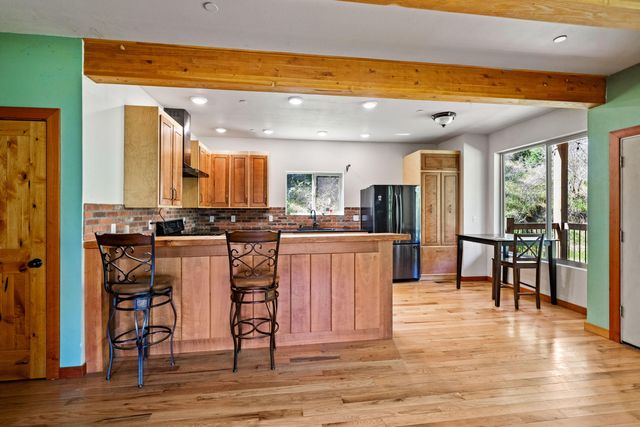 8916 Reading Creek Road, Douglas City, CA 96024