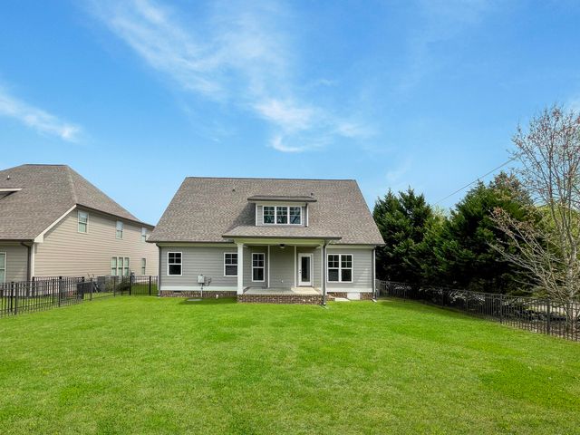 8096 Hodges Way, Ooltewah, TN 37363
