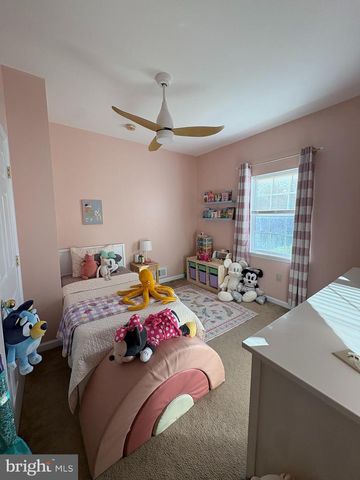 10 SCHOOL LN, Reading, PA 19606