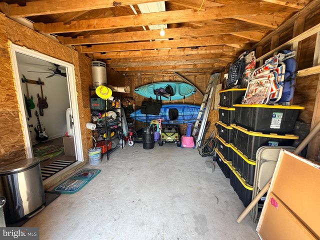 10 SCHOOL LN, Reading, PA 19606
