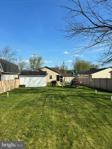 10 SCHOOL LN, Reading, PA 19606