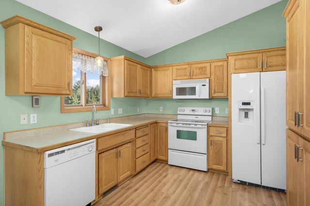 34135 Grange Circle, Stacy, MN 55079