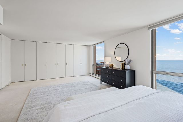 1310 N Ritchie Court 24BC, Chicago, IL 60610