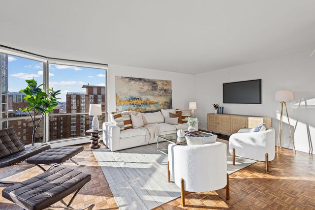 1310 N Ritchie Court 24BC, Chicago, IL 60610