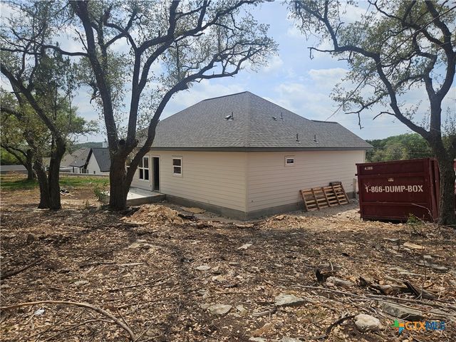 469 Persimmon Pass, Fischer, TX 78623