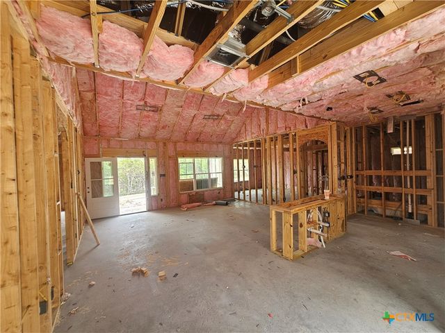 469 Persimmon Pass, Fischer, TX 78623