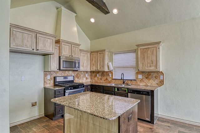 20630 Frontier Place, Harrah, OK 73045