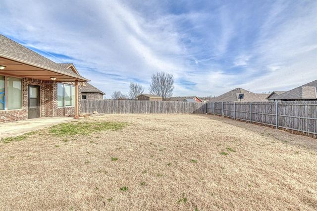 20630 Frontier Place, Harrah, OK 73045