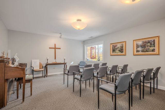 801 N Mclean Boulevard 320, Elgin, IL 60123