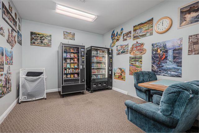 801 N Mclean Boulevard 320, Elgin, IL 60123