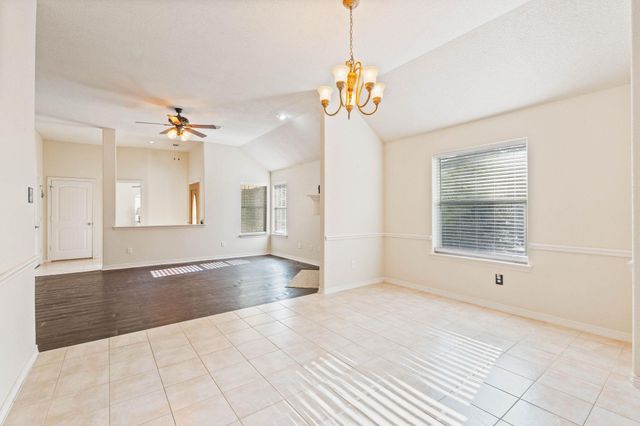 132 Golfview Drive, Montgomery, TX 77356