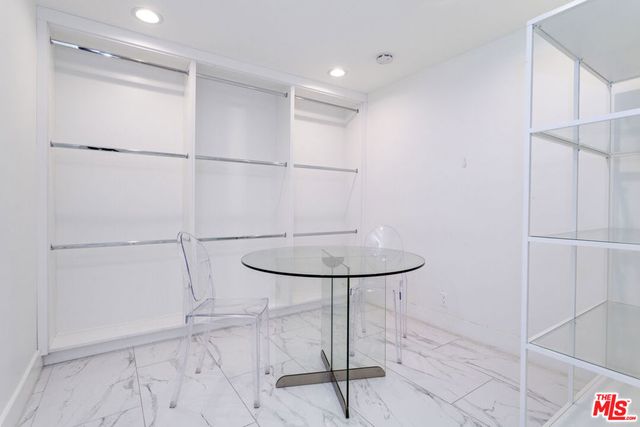 6017 Melrose Avenue, Los Angeles, CA 90038