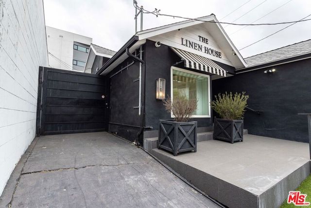 6017 Melrose Avenue, Los Angeles, CA 90038