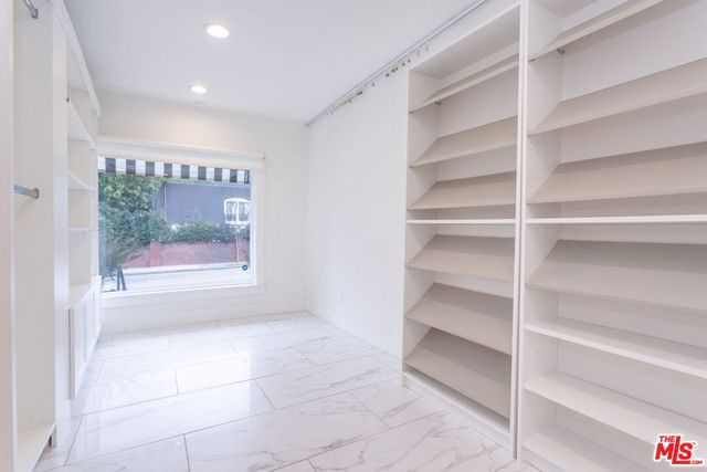 6017 Melrose Avenue, Los Angeles, CA 90038