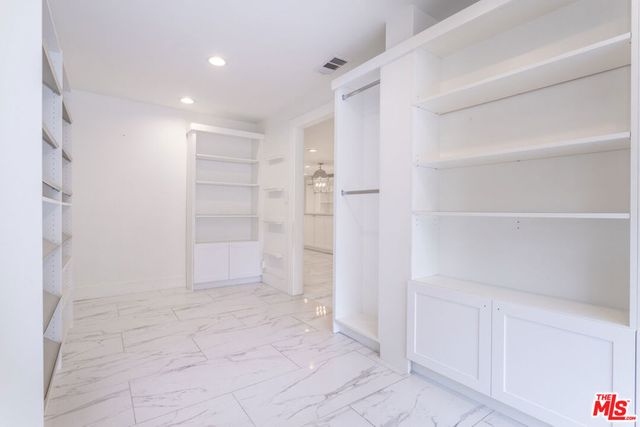 6017 Melrose Avenue, Los Angeles, CA 90038