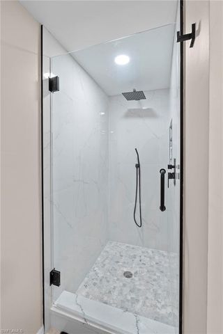 153 Bristol LN F102, Naples, FL 34112