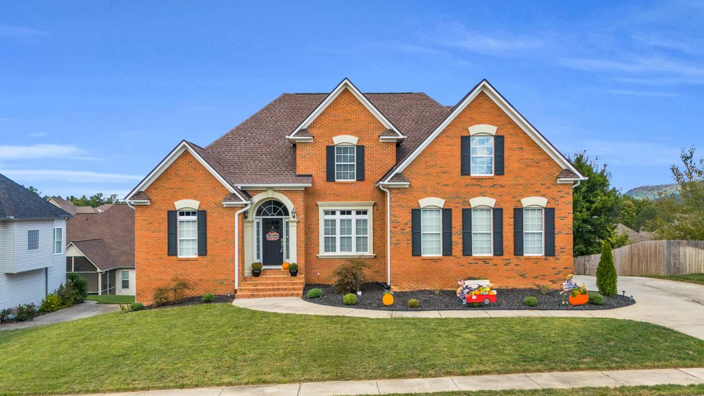 9630 Wiltshire Drive, Ooltewah, TN 37363