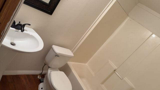 402 College Street, Lone Oak, TX 75453