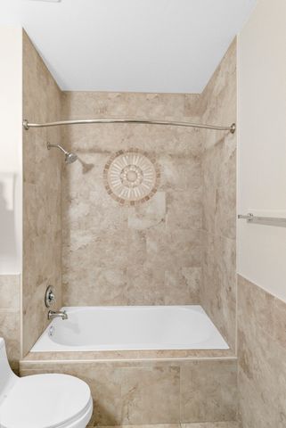 1949 Blackberry Lane 1949, Hoffman Estates, IL 60169