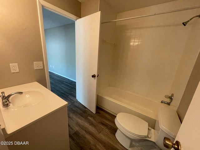 97 Springwood Square, Port Orange, FL 32129