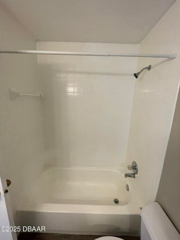 97 Springwood Square, Port Orange, FL 32129