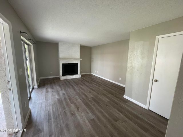 97 Springwood Square, Port Orange, FL 32129