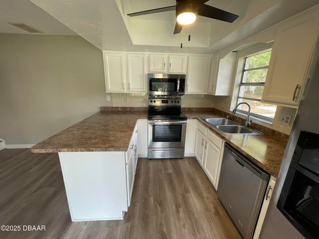 97 Springwood Square, Port Orange, FL 32129