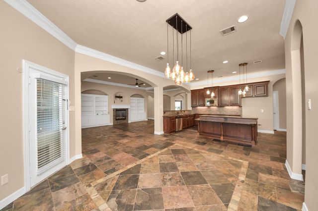 3511 River Bend Drive, Rosenberg, TX 77471