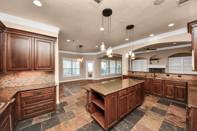 3511 River Bend Drive, Rosenberg, TX 77471