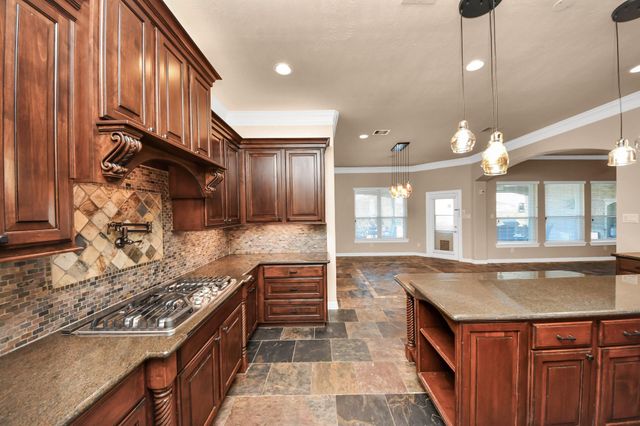 3511 River Bend Drive, Rosenberg, TX 77471