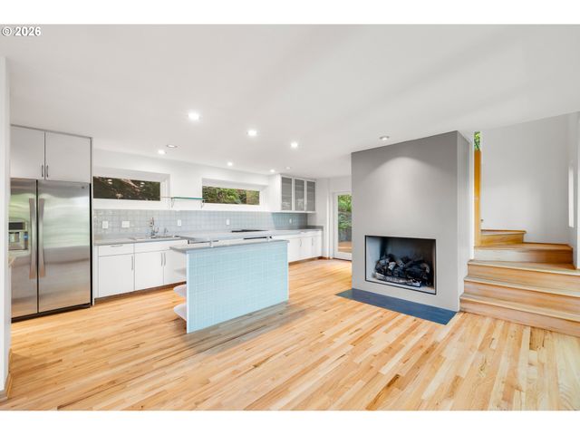 2339 Nw ASPEN Ave, Portland, OR 97210