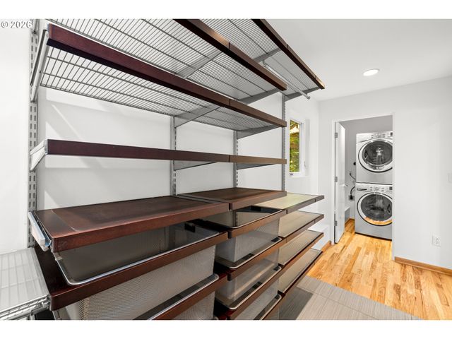 2339 Nw ASPEN Ave, Portland, OR 97210