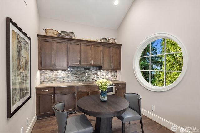 2409 Evergreen Point Road, Medina, WA 98039
