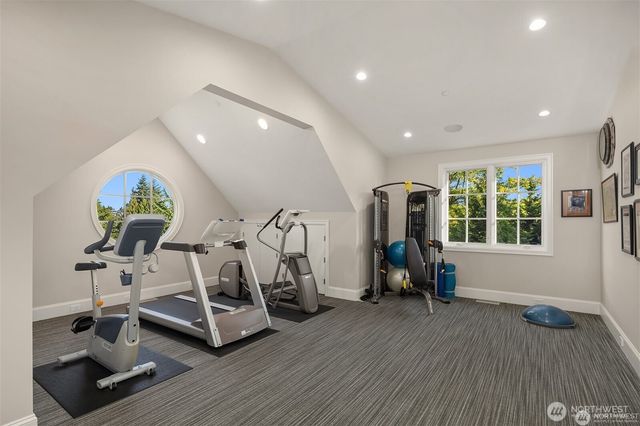 2409 Evergreen Point Road, Medina, WA 98039