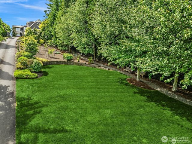 2409 Evergreen Point Road, Medina, WA 98039