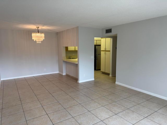 1107 Green Pine Boulevard B1, West Palm Beach, FL 33409