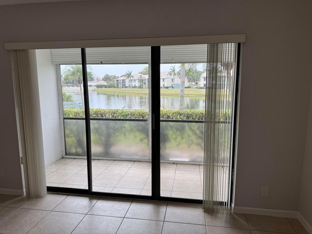 1107 Green Pine Boulevard B1, West Palm Beach, FL 33409