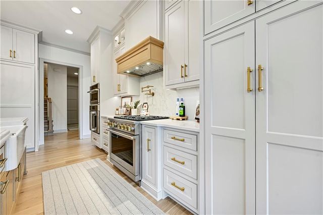 16217 Garnett Street, Overland Park, KS 66221