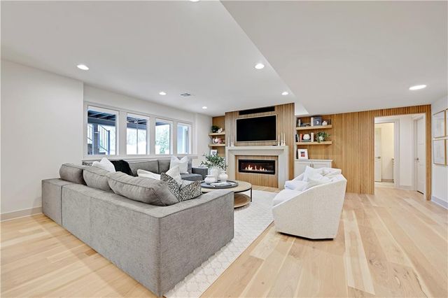 16217 Garnett Street, Overland Park, KS 66221