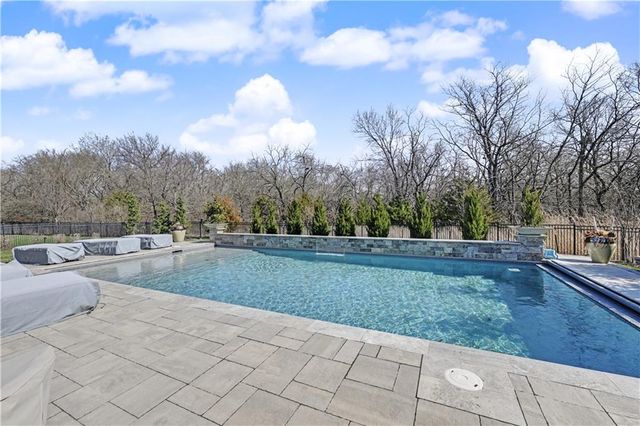 16217 Garnett Street, Overland Park, KS 66221