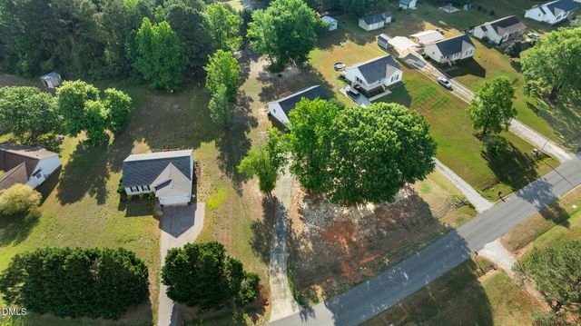115 Sommerset Drive, Clayton, NC 27520