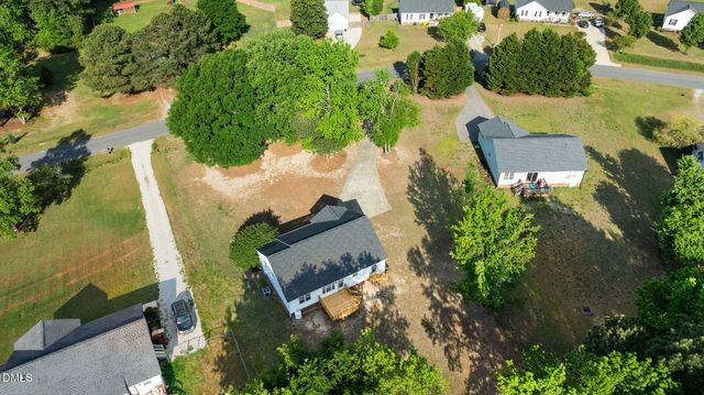 115 Sommerset Drive, Clayton, NC 27520